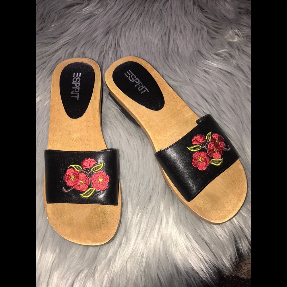 NWOT ESPRIT Floral Leather Sandals 6